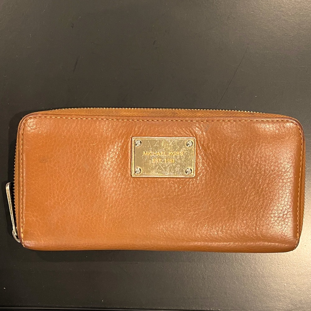 Michael Kors Camel Wallet